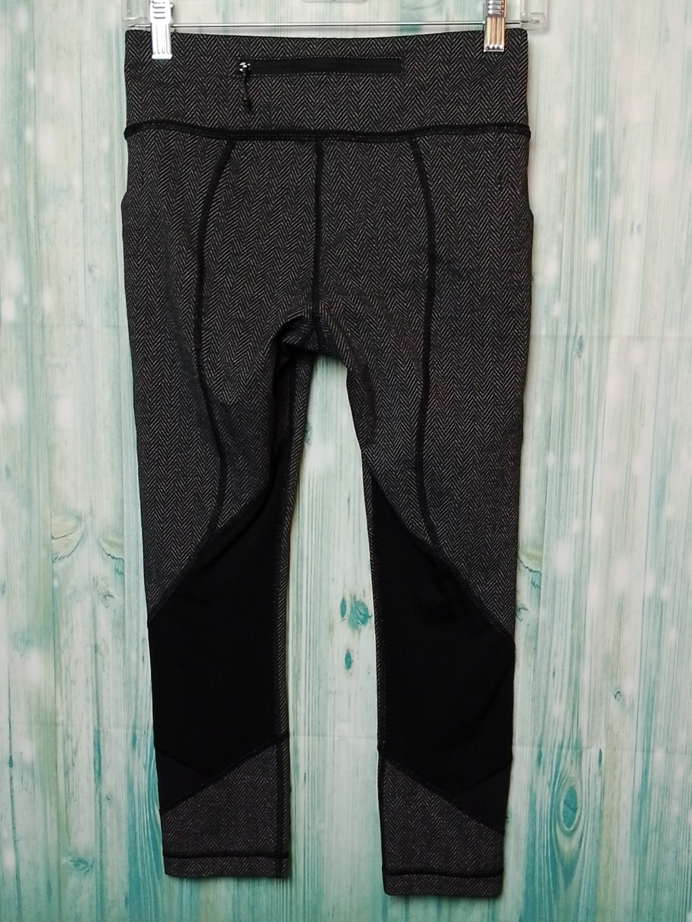 Lululemon Pace Rival Crop With Zip Back Pocket Size 6 Herringbone